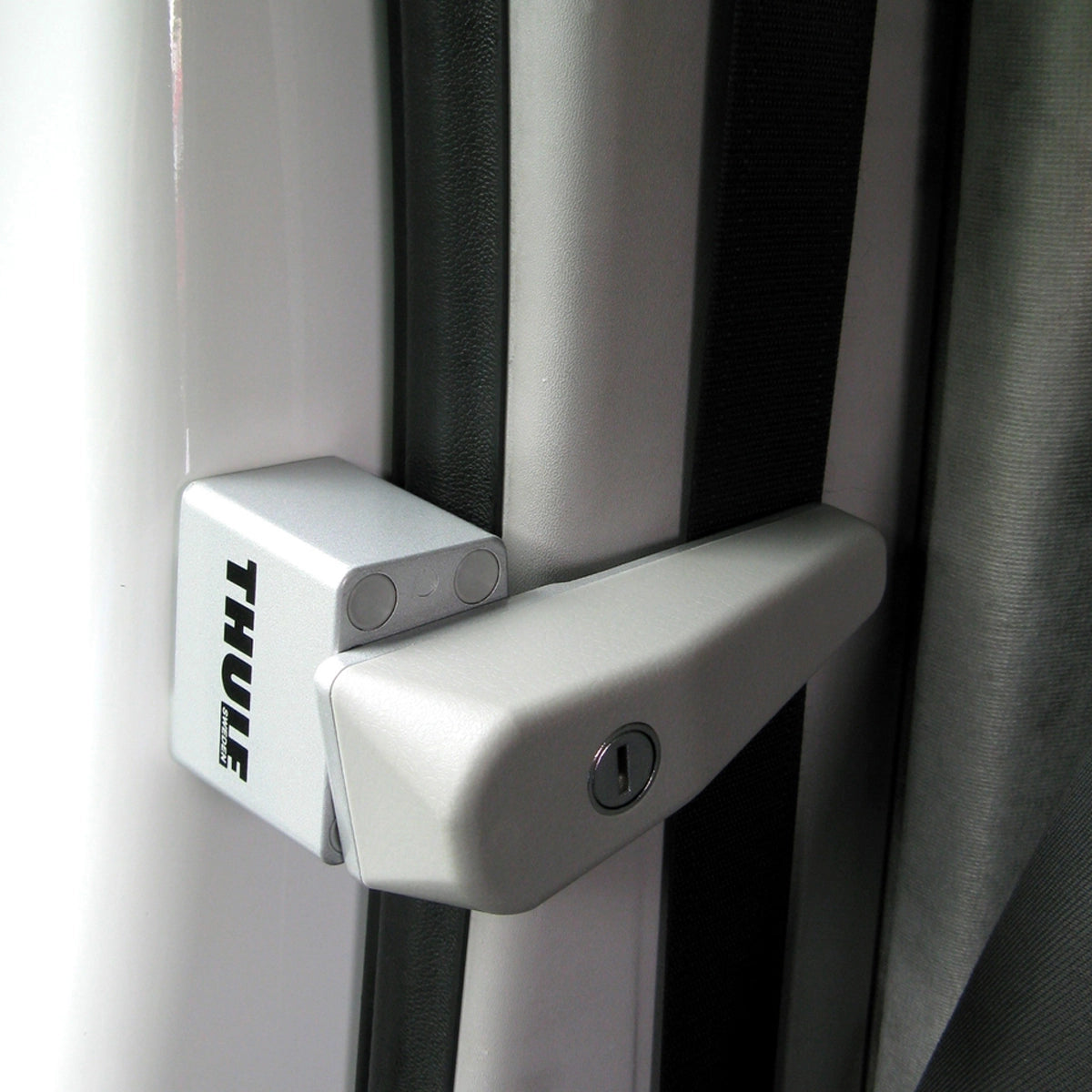Thule Cab Lock for Ducato/Jumper/Boxer, 2 Pack