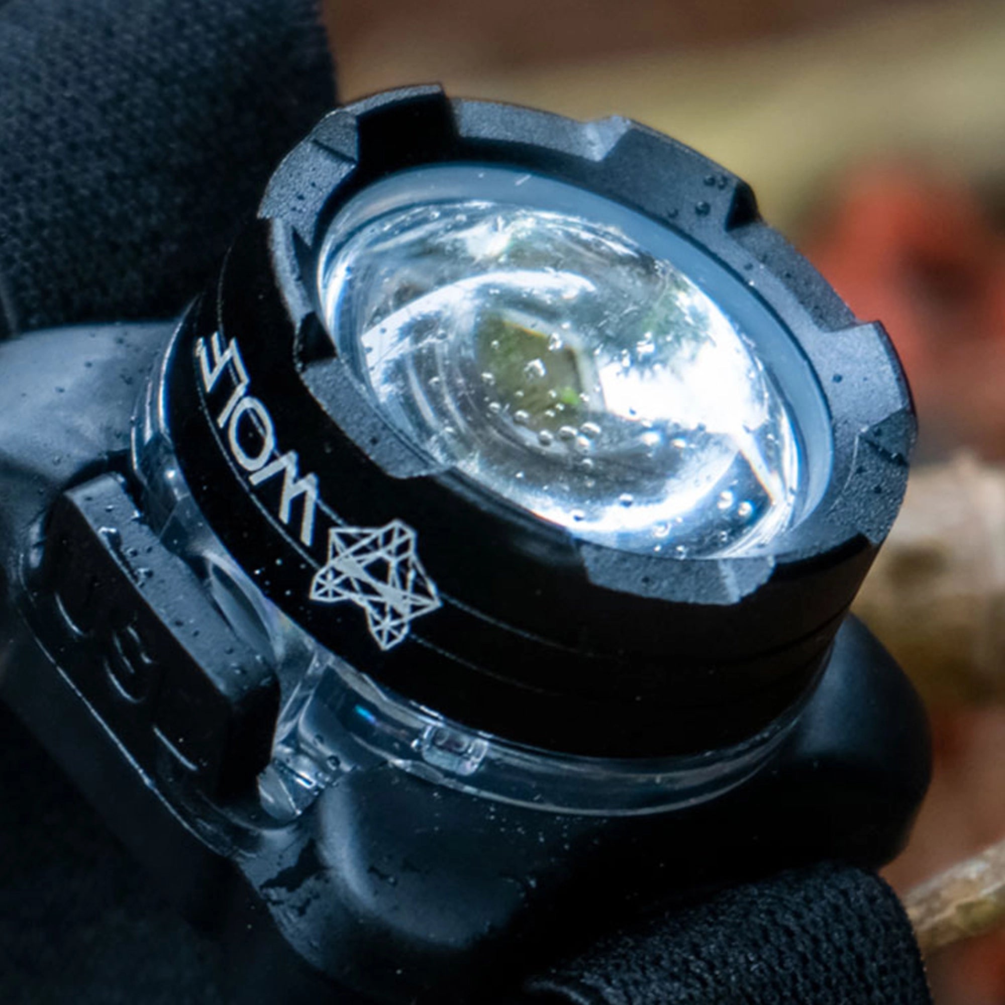 Wolf Outdoors VEX-150 Powerbeam LED Rechargeable Head Torch