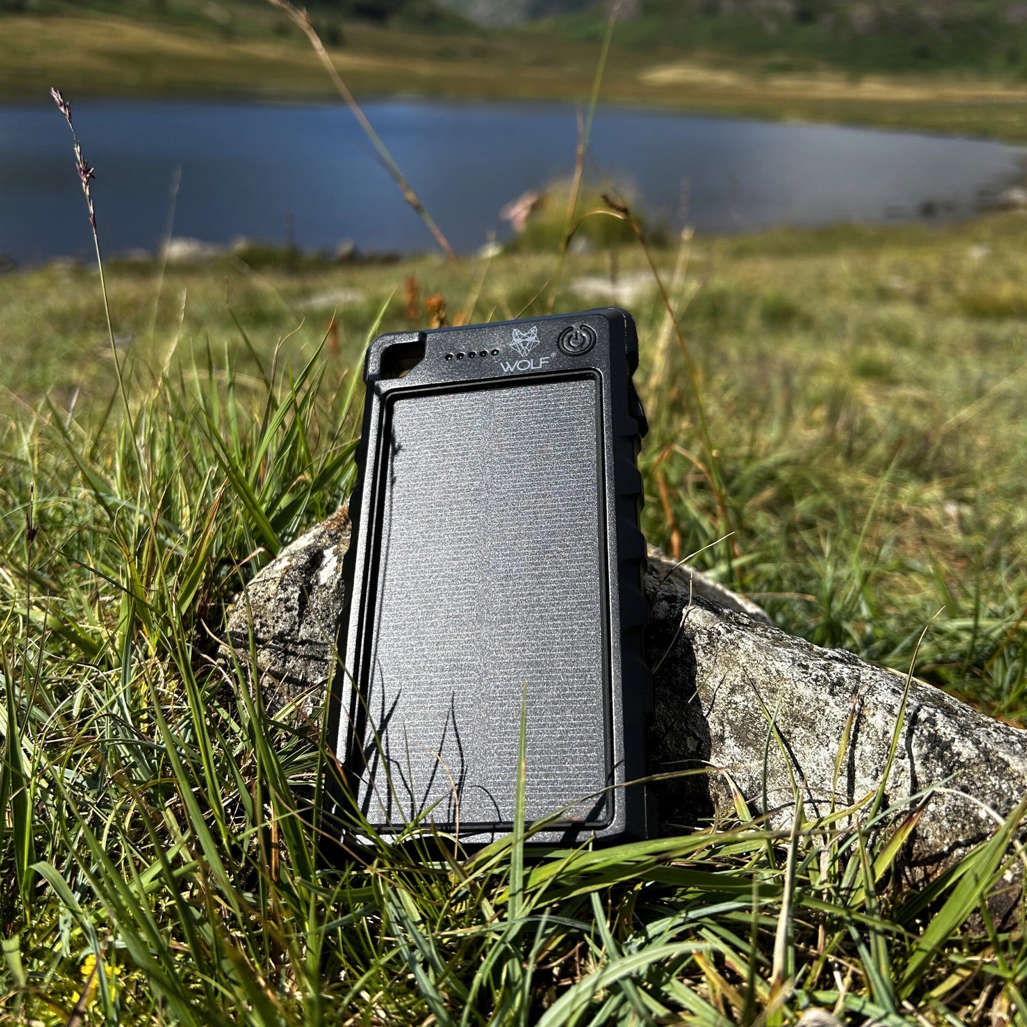 Wolf Outdoors SPB-10 Solar Power Bank, Black Edition