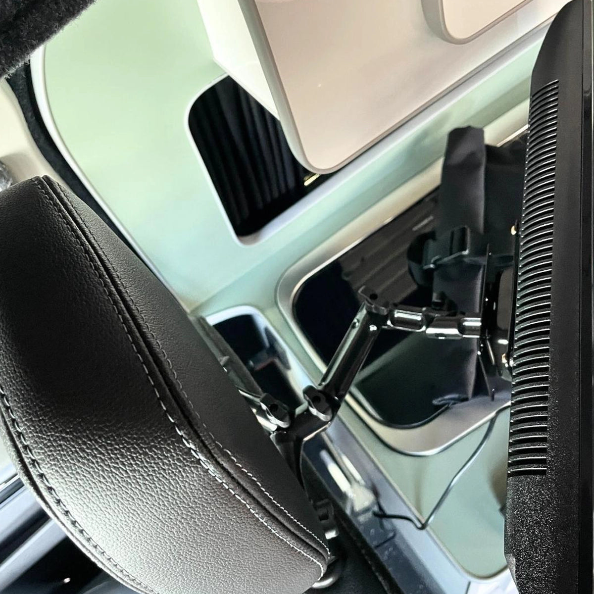 Gallant Lift Off TV/Monitor Headrest Mounting Bracket