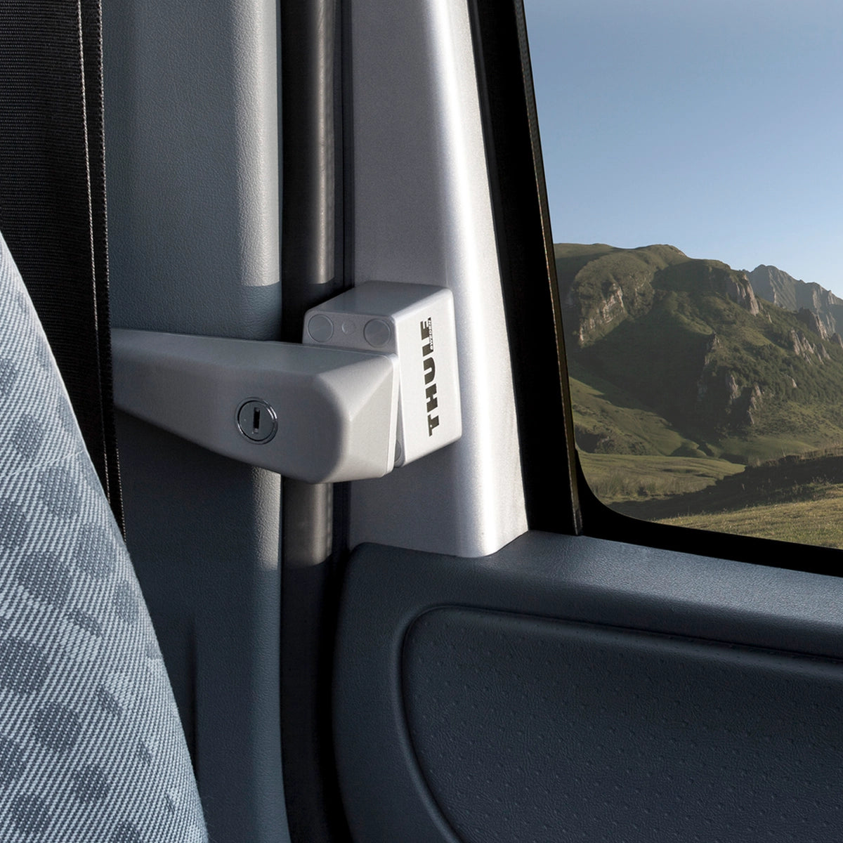 Thule Cab Lock for Ducato/Jumper/Boxer, 2 Pack