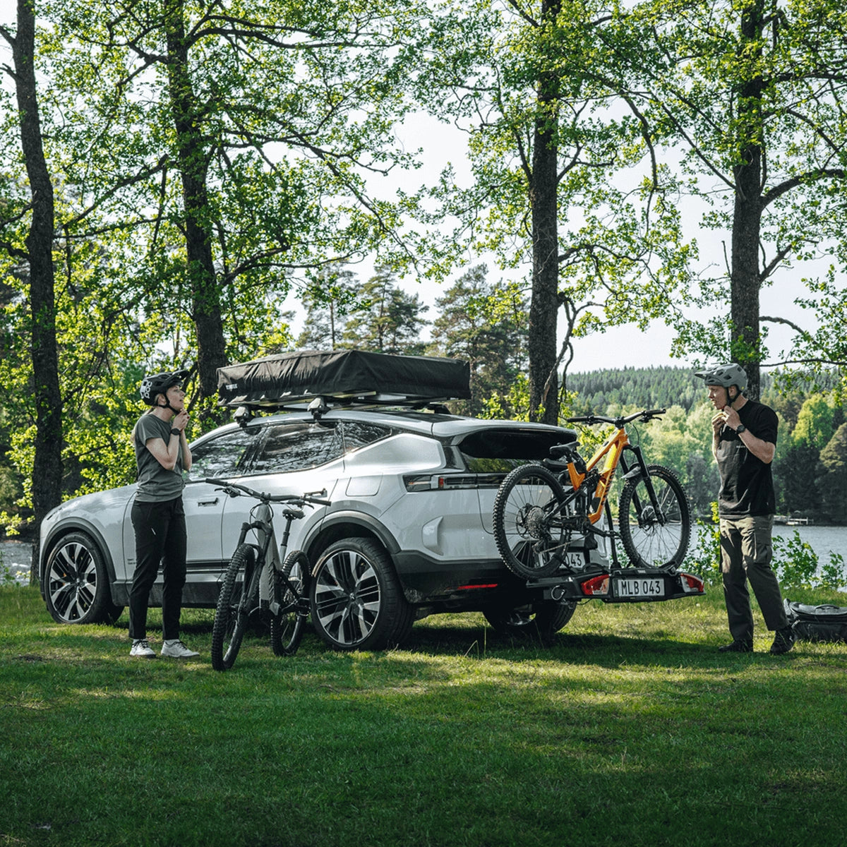 Thule VeloSpace 3 Towbar Mounted Bike Rack for 2 Bikes