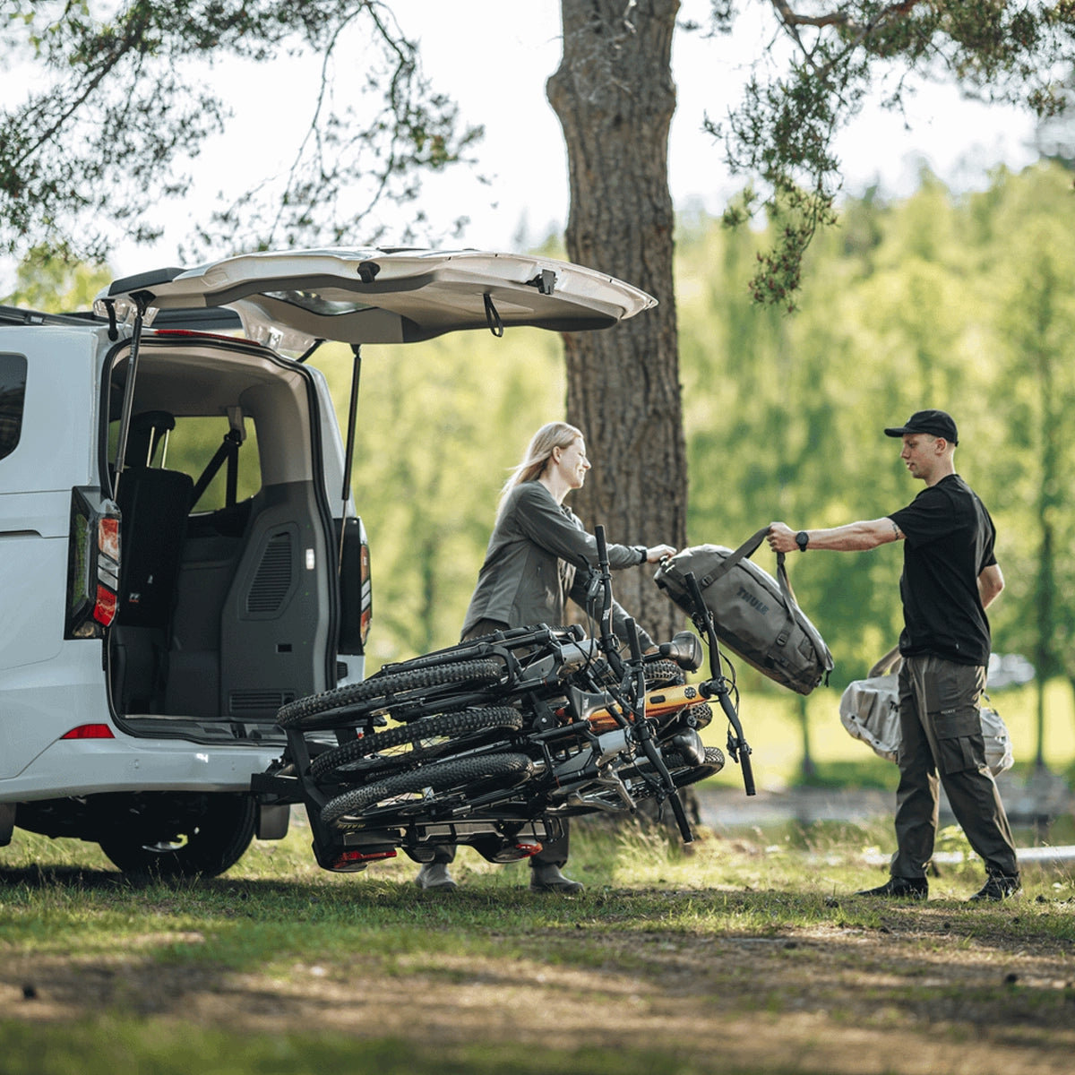 Thule VeloSpace 3 Towbar Mounted Bike Rack for 3 Bikes