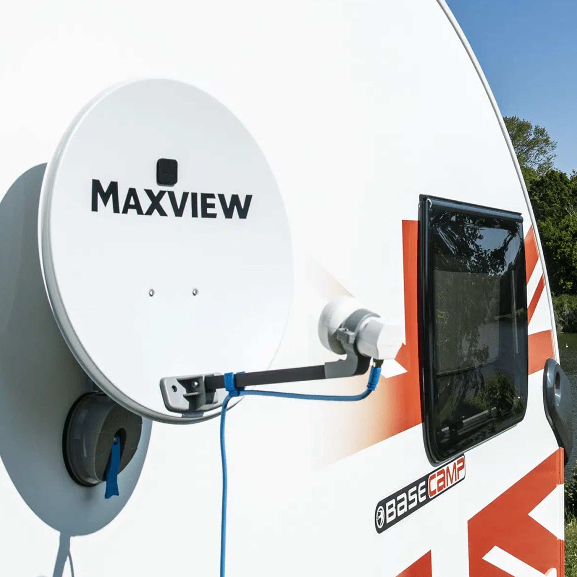 Maxview Remora Pro Suction Mount Satellite System