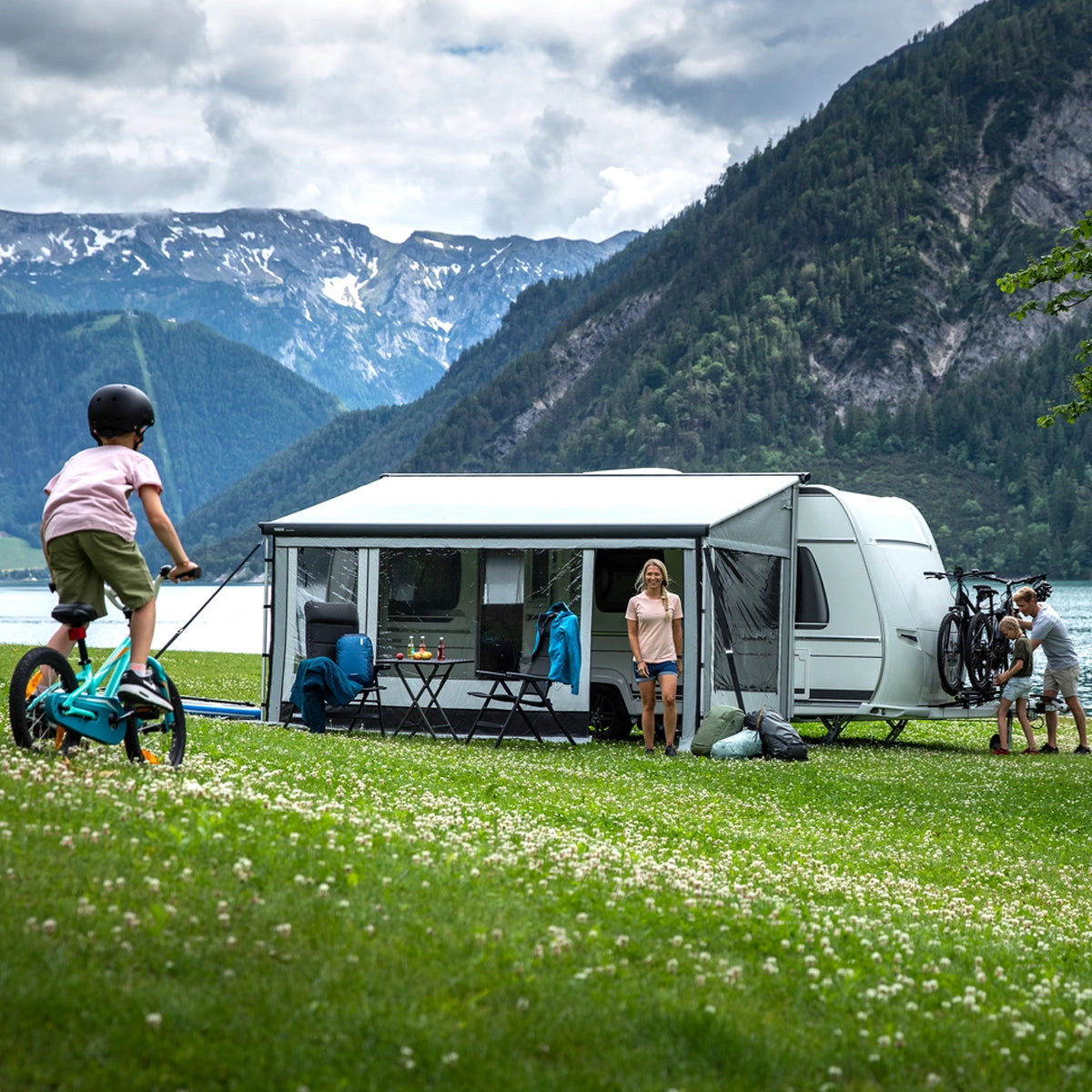 Thule Residence G3 Awning Tent Side Set